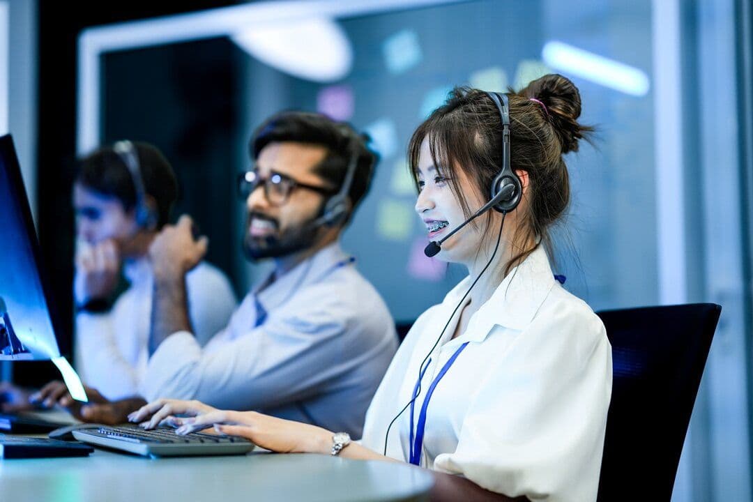 AI Live Call Intelligence & Sales Outreach